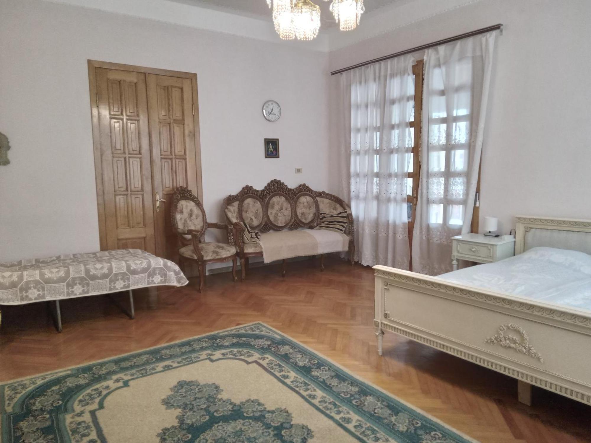 Tilda&Matilda Bed & Breakfast Kutaisi Exterior photo