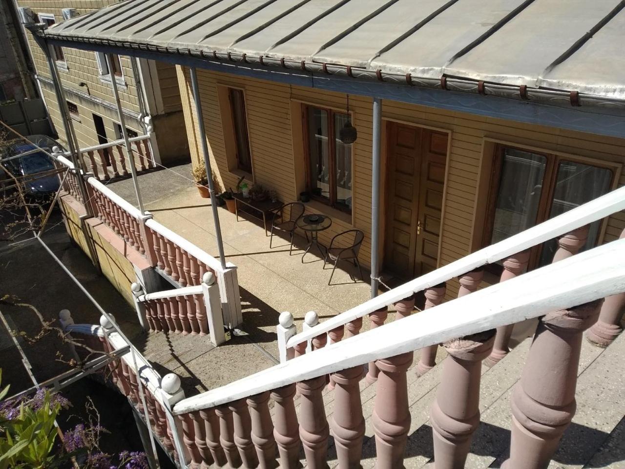 Tilda&Matilda Bed & Breakfast Kutaisi Exterior photo