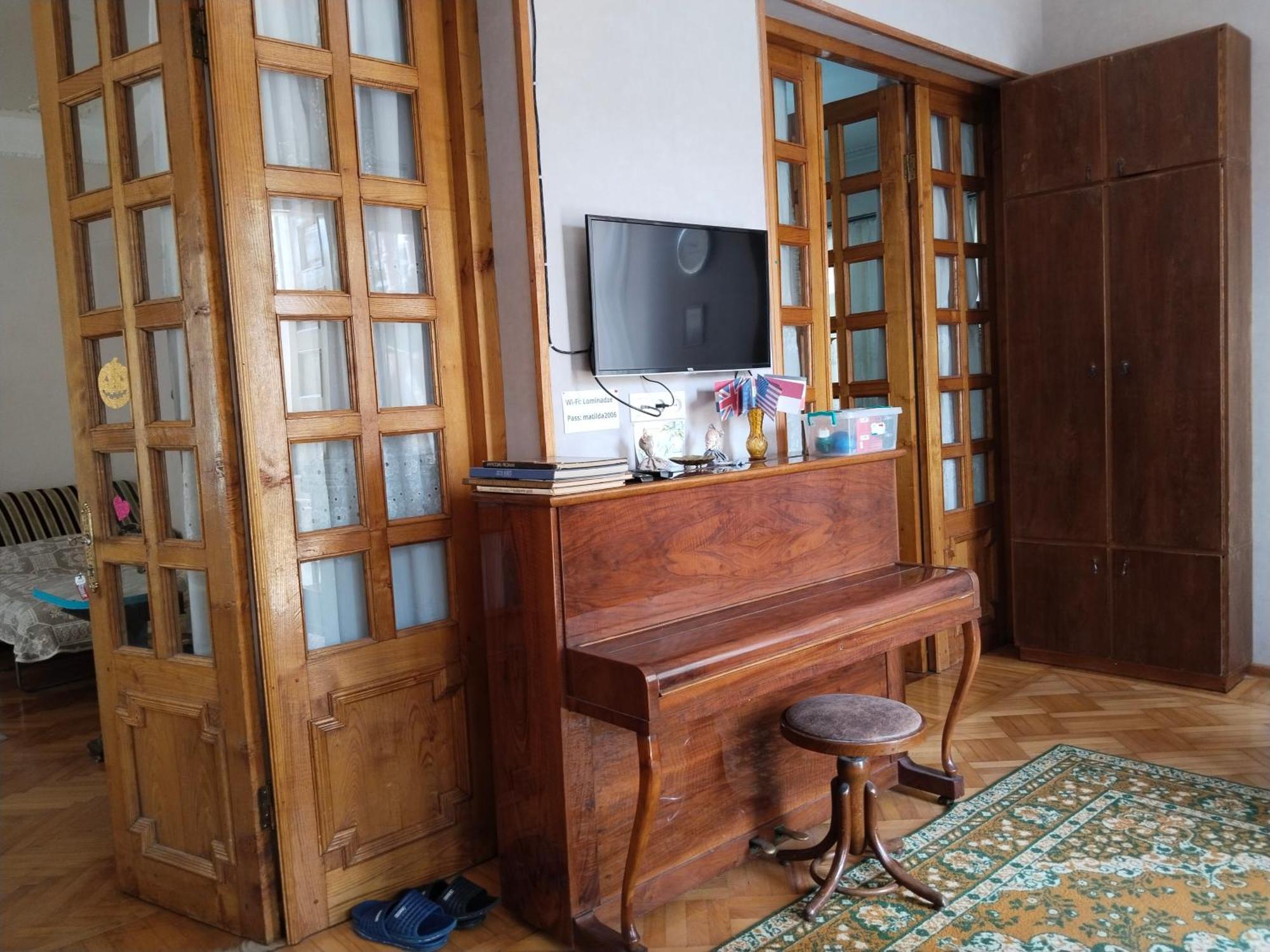 Tilda&Matilda Bed & Breakfast Kutaisi Exterior photo